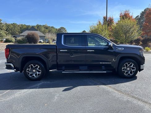 Used 2022 GMC Sierra 1500 SLT image 21