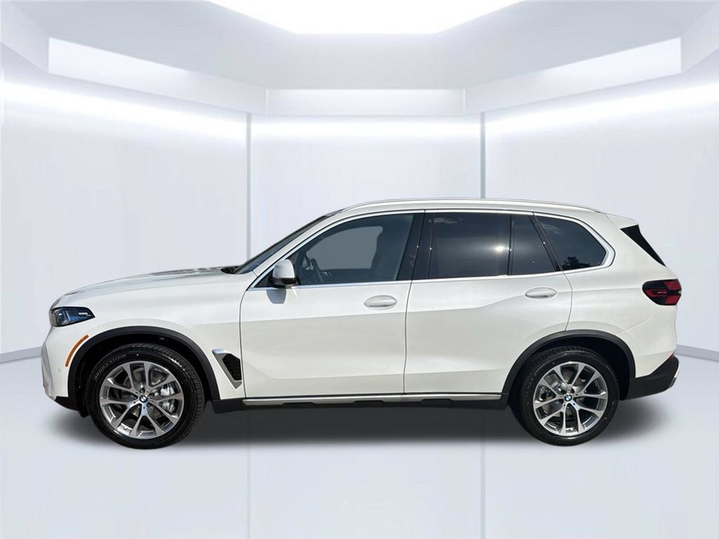 New 2026 BMW X5 xDrive40i w/ Premium Package AWD/4WD image 3