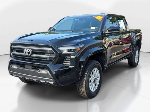 Used 2025 Toyota Tacoma SR5 RWD image 7