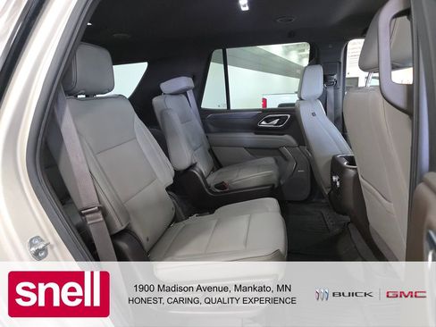 Used 2022 GMC Yukon SLT w/ SLT Luxury Package AWD/4WD image 14