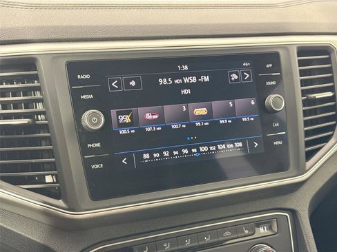 Used 2019 Volkswagen Atlas SE w/ Towing Package image 21