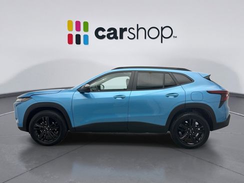 Used 2025 Chevrolet Trax ACTIV image 2