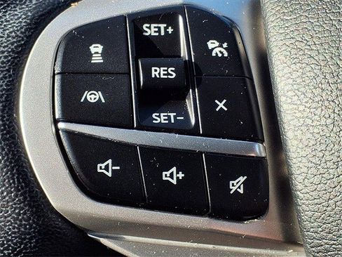 Certified 2020 Ford Explorer Limited image 33