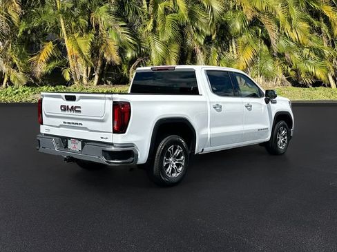 Used 2025 GMC Sierra 1500 SLT RWD image 4