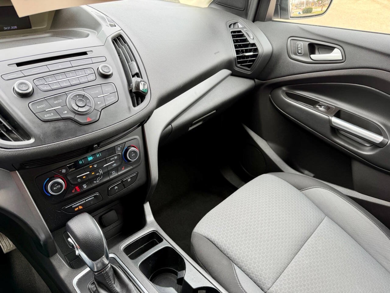 Used 2018 Ford Escape SE AWD/4WD image 38