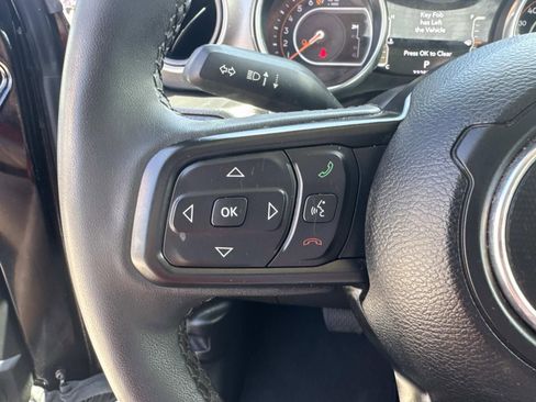 Used 2023 Jeep Gladiator Sport AWD/4WD image 22