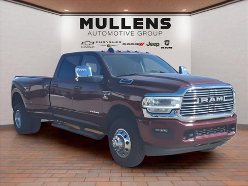Used 2024 RAM 3500 Laramie image 3