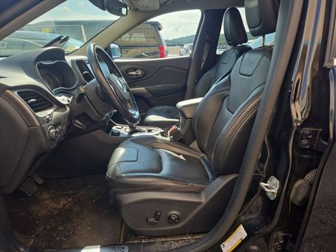 Used 2020 Jeep Cherokee Limited AWD/4WD image 7