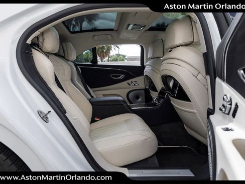 Used 2021 Bentley Flying Spur W12 image 67
