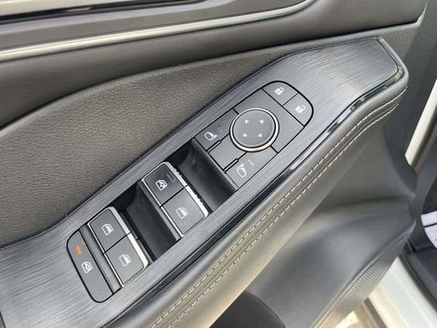 Used 2021 Nissan Rogue SL AWD/4WD image 19