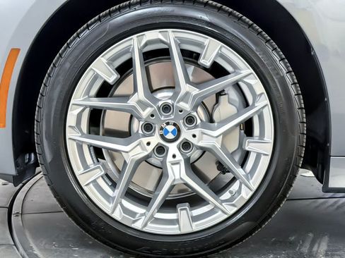 Used 2026 BMW 330i Sedan w/ Convenience Package RWD image 26