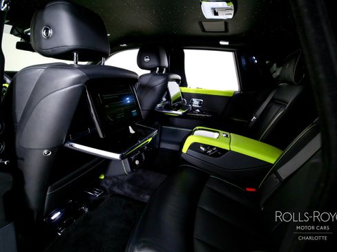 Used 2019 Rolls-Royce Phantom Sedan image 20