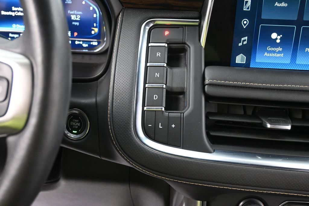 Used 2023 Chevrolet Tahoe Premier w/ Advanced Technology Package AWD/4WD image 14
