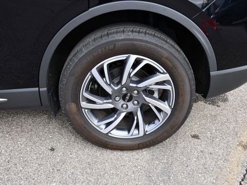 Used 2024 Lincoln Corsair Premiere image 21