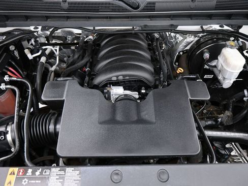 Used 2018 Chevrolet Silverado 1500 LT w/ Texas Edition image 16