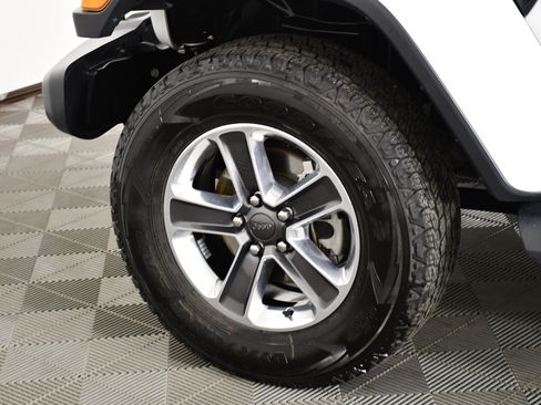 Used 2020 Jeep Wrangler Unlimited Sahara AWD/4WD image 53