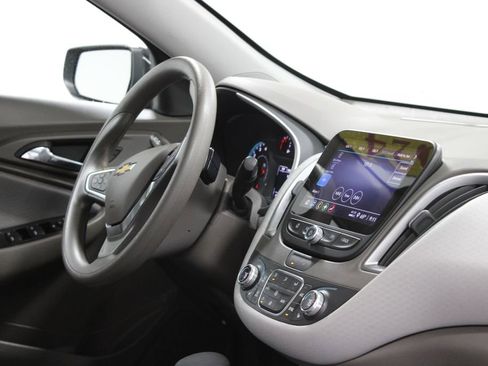 Used 2024 Chevrolet Malibu LT image 26