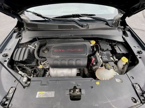 Used 2018 Jeep Compass Limited AWD/4WD image 29