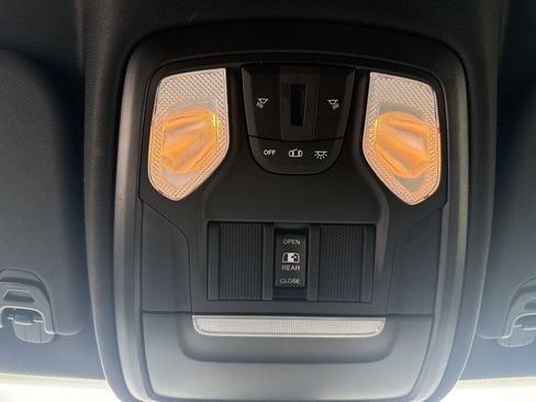 Used 2022 RAM 1500 Big Horn AWD/4WD image 26