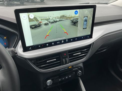 New 2026 Ford Escape SE w/ PHEV Premium Package FWD image 20