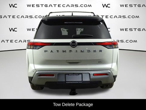 Used 2022 Nissan Pathfinder SL w/ SL Premium Package image 7