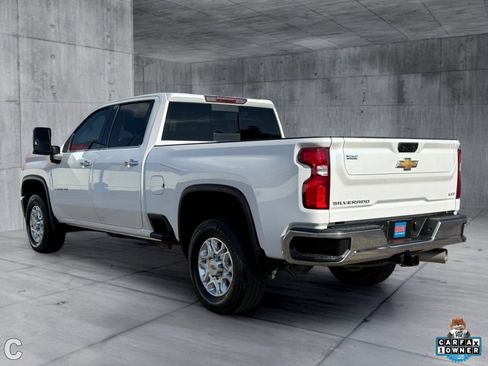 Certified 2022 Chevrolet Silverado 2500 LTZ w/ LTZ Convenience Package AWD/4WD image 4