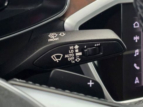 Used 2022 Audi A6 Premium Plus w/ Premium Plus Package image 40