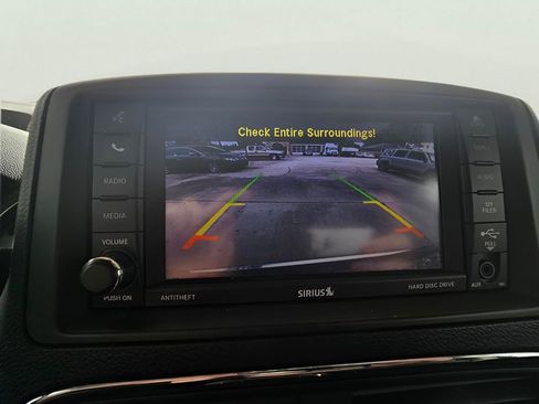 Used 2020 Dodge Grand Caravan SXT image 10