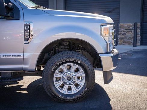 Used 2021 Ford F350 XLT AWD/4WD image 5
