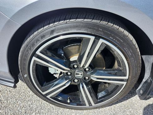 Certified 2025 Honda Accord Sport image 19