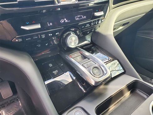 Used 2026 Acura MDX w/ Technology Package image 34