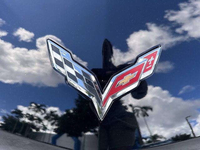 Used 2014 Chevrolet Corvette Stingray Coupe w/ 3LT Preferred Equipment Group RWD image 10