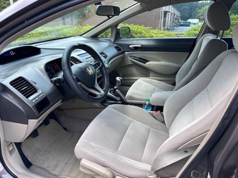 Used 2010 Honda Civic LX image 11