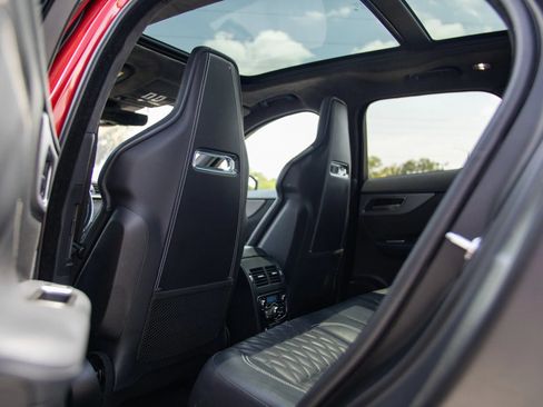 Used 2020 Jaguar F-PACE SVR AWD/4WD image 25