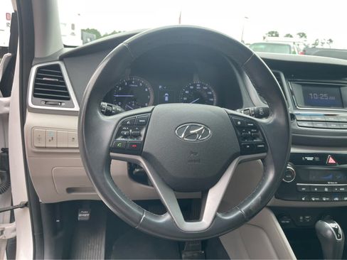 Used 2017 Hyundai Tucson Value FWD image 15