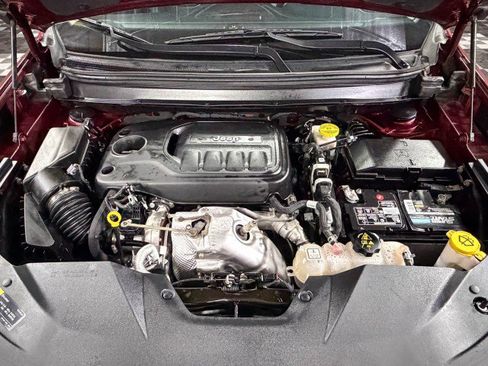 Used 2020 Jeep Cherokee Latitude Lux w/ Comfort/Convenience Group image 40