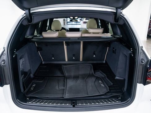 Used 2024 BMW X3 M40i w/ Premium Package image 8