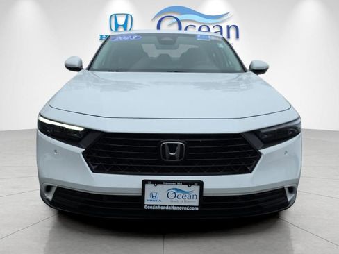 Used 2023 Honda Accord EX-L image 8