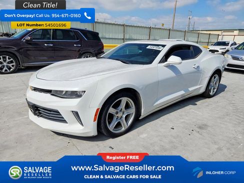 Used 2017 Chevrolet Camaro LT RWD image 1