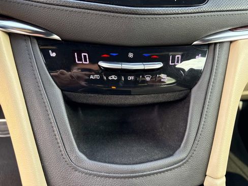 Used 2017 Cadillac XT5 Luxury w/ Driver Awareness Package image 25