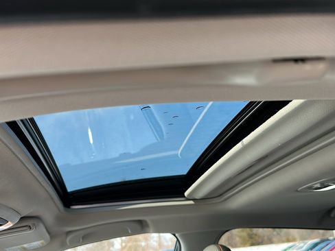 Used 2024 Subaru Crosstrek 2.5i Limited image 10