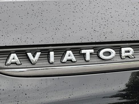 Used 2025 Lincoln Aviator Reserve w/ Equipment Group 201A AWD/4WD image 2