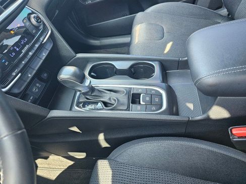 Used 2019 Hyundai Santa Fe SEL AWD/4WD image 33