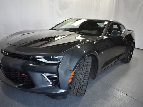 Certified 2018 Chevrolet Camaro SS RWD image 13