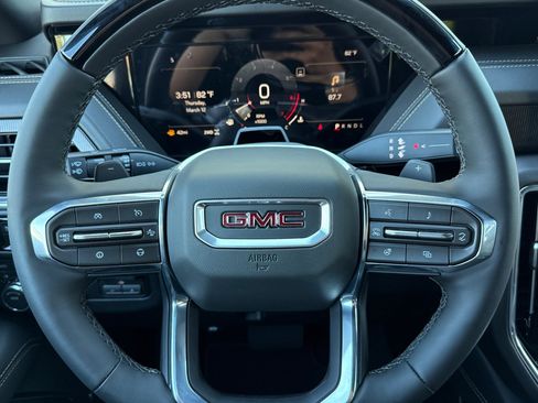 New 2026 GMC Yukon XL Elevation image 26