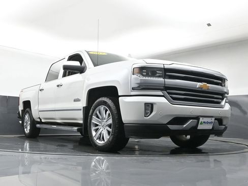 Used 2017 Chevrolet Silverado 1500 High Country image 25