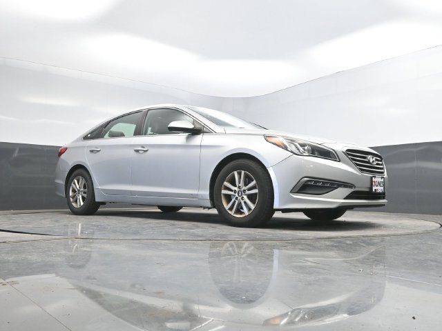 Used 2015 Hyundai Sonata SE FWD image 27