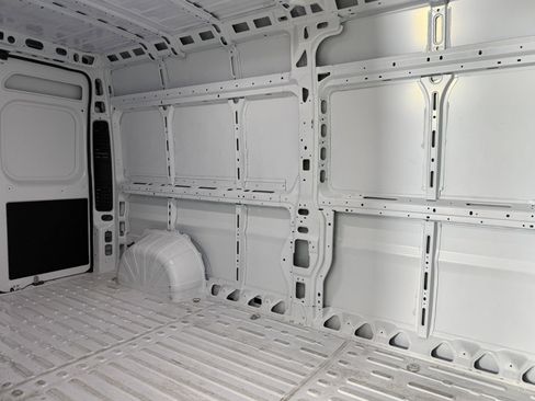 Used 2026 RAM ProMaster 2500 w/ Convenience Group FWD image 14