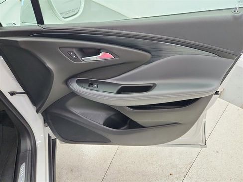 Used 2020 Buick Envision Essence image 42