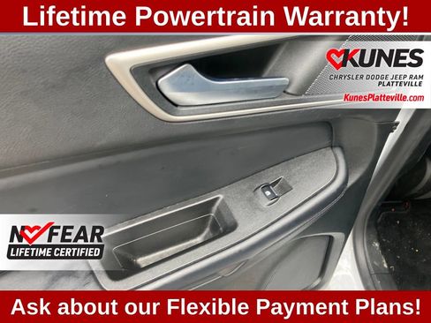 Used 2023 Ford Edge SEL image 25